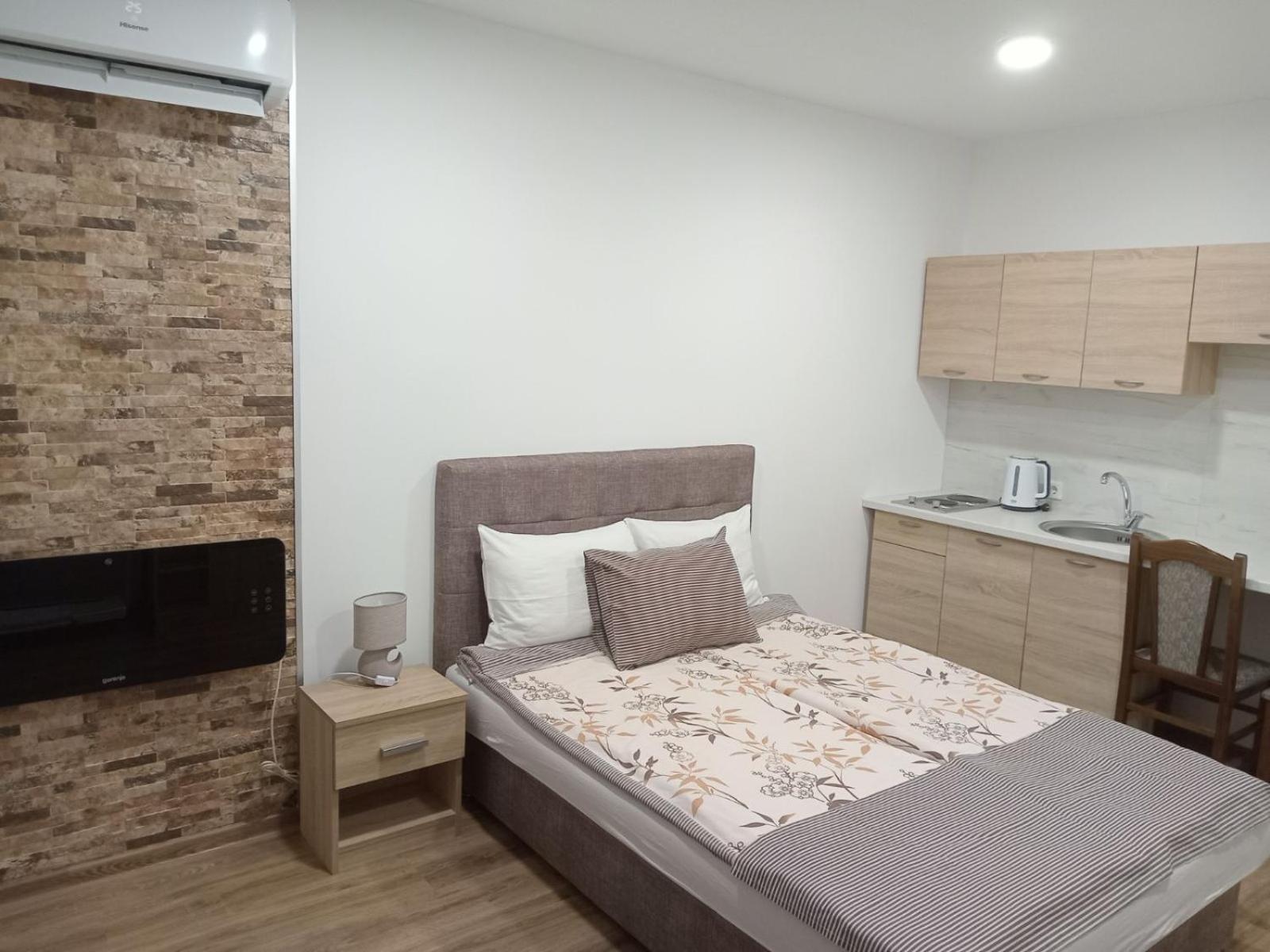 Apartments Karic Aerodrom Tuzla Dubrave Gornje Εξωτερικό φωτογραφία