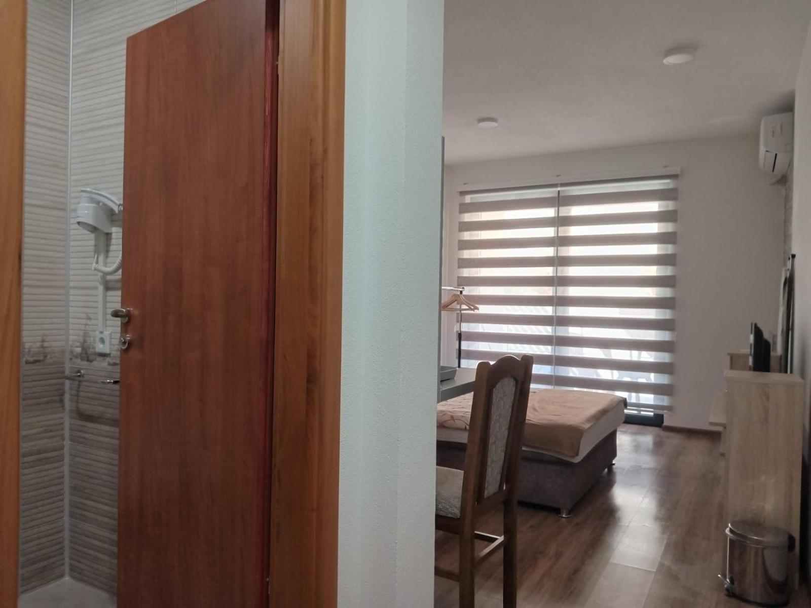 Apartments Karic Aerodrom Tuzla Dubrave Gornje Εξωτερικό φωτογραφία